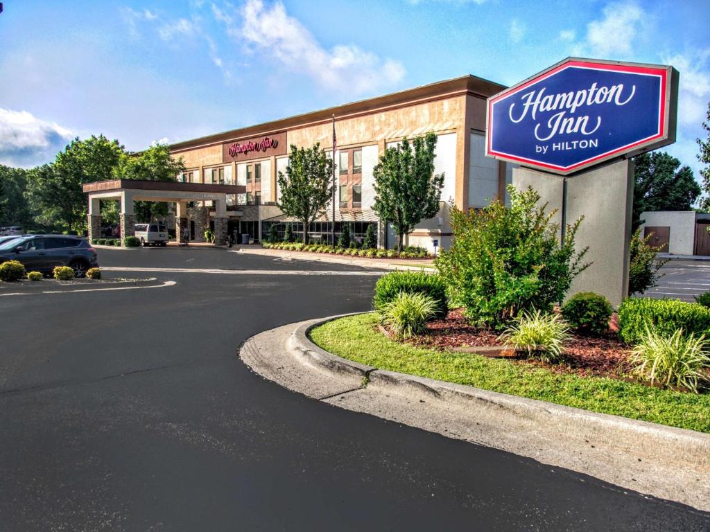 Hampton Inn Edmond photo 1