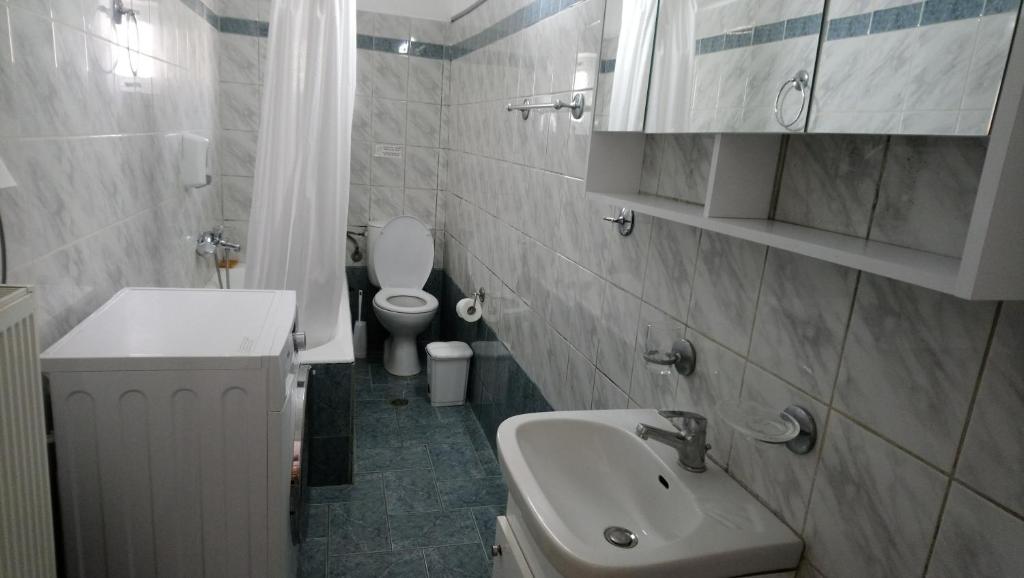 Vacation house in Stroggili photo 2