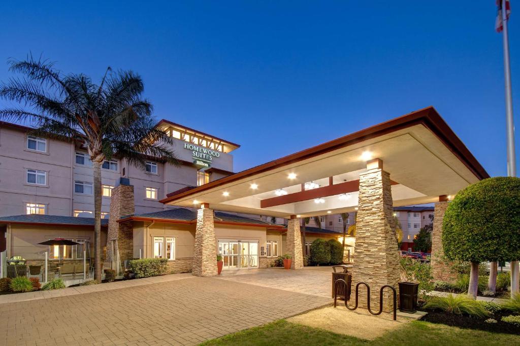 Homewood Suites by Hilton San Francisco Airport North image