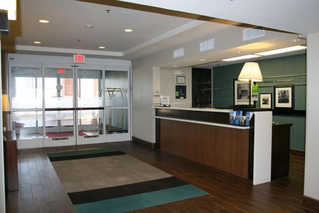 Hampton Inn Shreveport-Airport photo 4