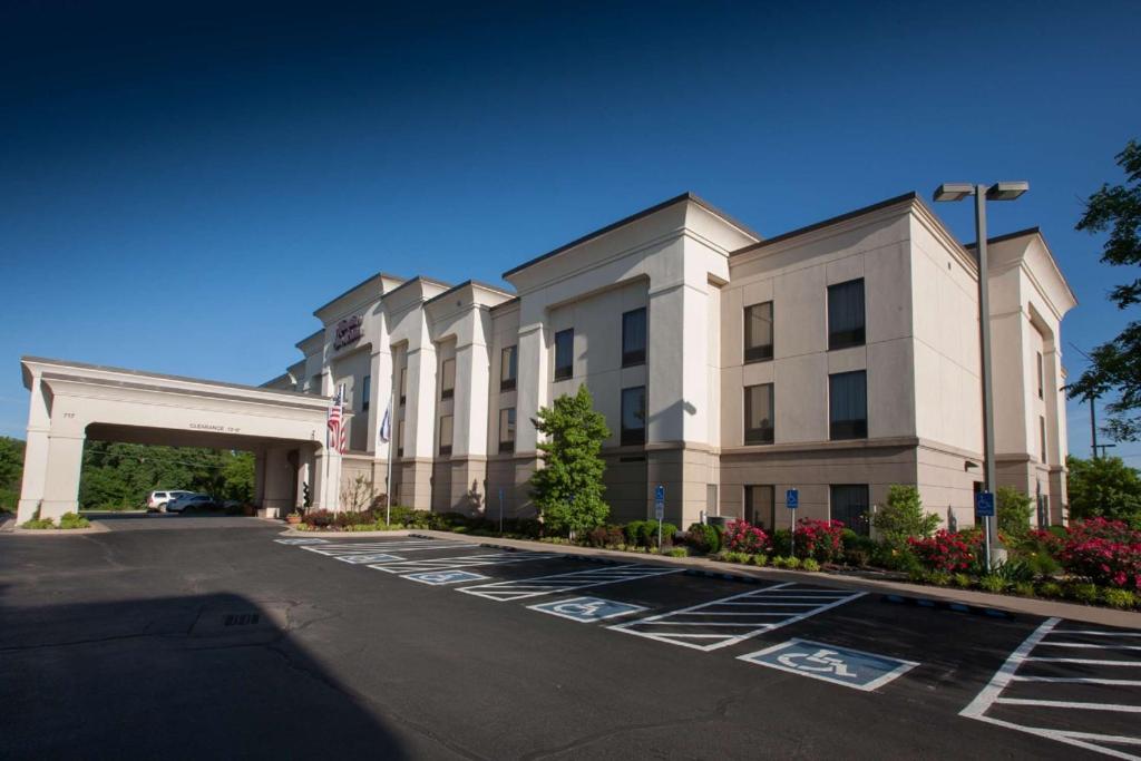 Hampton Inn & Suites Stillwater photo 1
