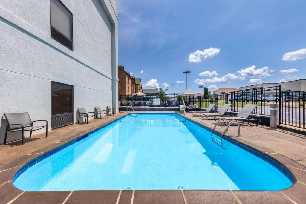 Hampton Inn Saint Robert photo 4