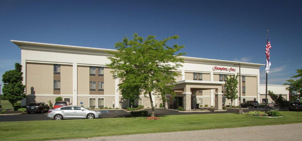 Hampton Inn South Haven photo 1
