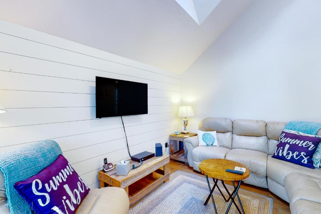 New Seabury Grove photo 4