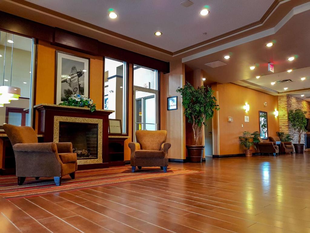 Hampton Inn & Suites by Hilton Edmonton International Airport photo 2