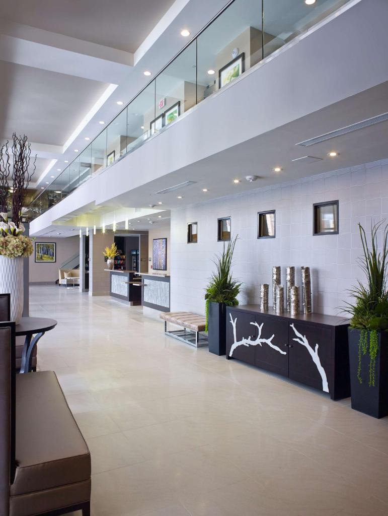 Homewood Suites by Hilton Hamilton photo 2