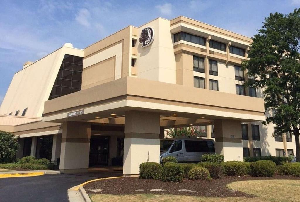 DoubleTree by Hilton Hotel Augusta image