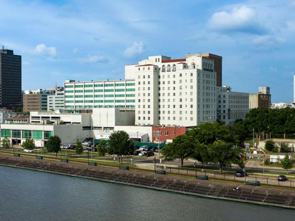 Hilton Baton Rouge Capitol Center photo 2
