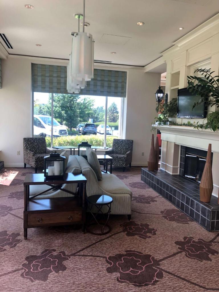 Hilton Garden Inn Addison photo 4