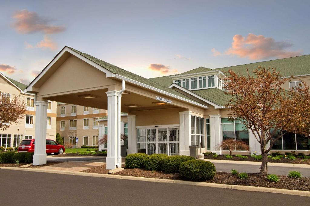 Hilton Garden Inn Columbus Airport image