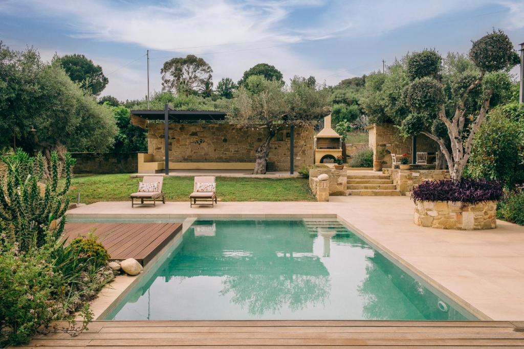 Ariti Villa photo 1