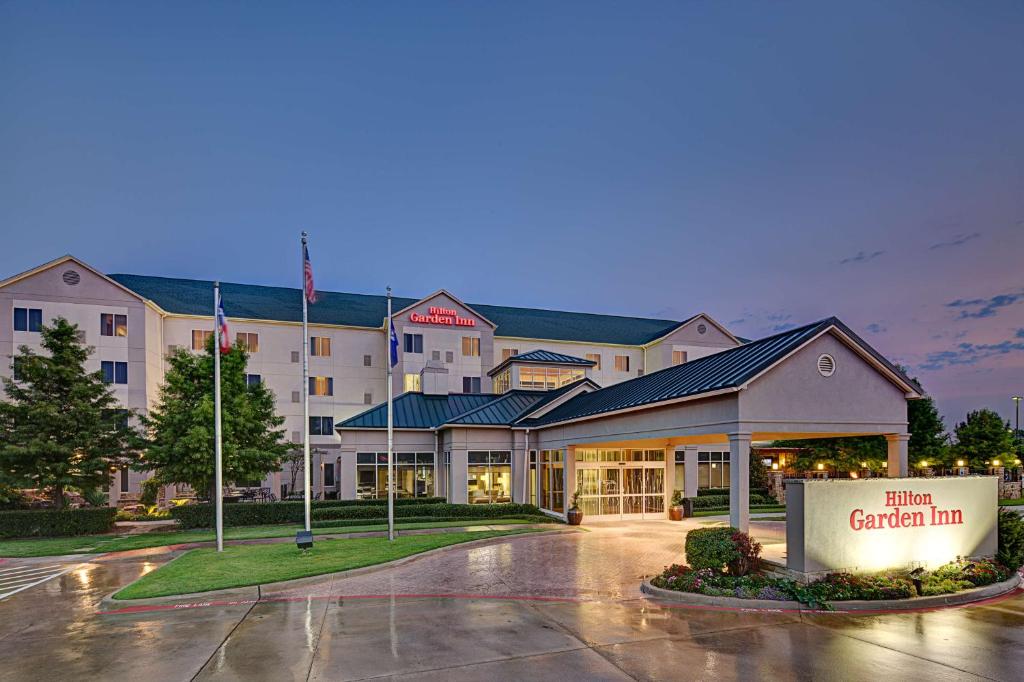 Hilton Garden Inn DFW Airport South image