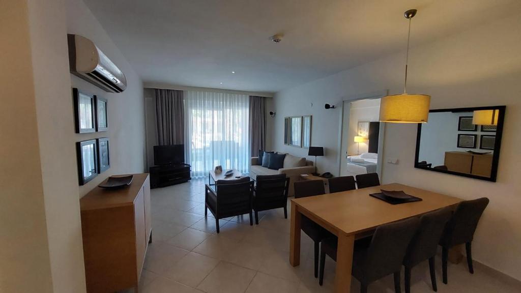 CLC Wyndham Kuşadası Golf resort photo 2