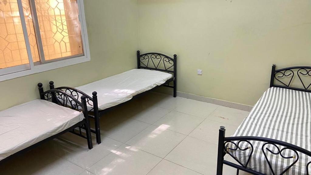 Al Jahili Sharing Rooms