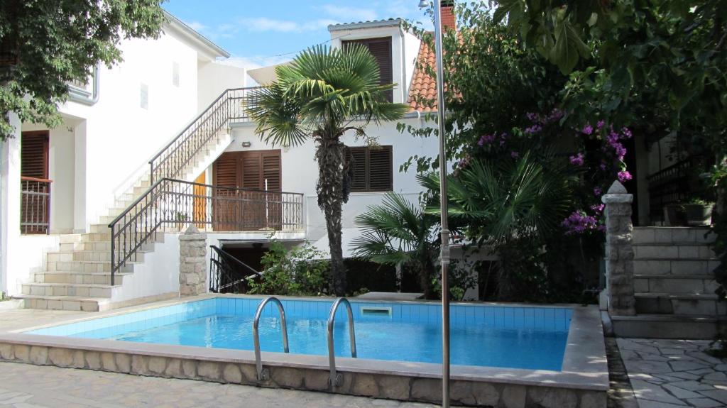 Dvor Maraca bell tower apartments photo 1
