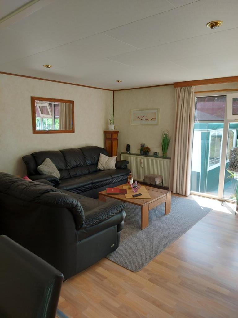 Marina beach chalet nummer P0 28 photo 4