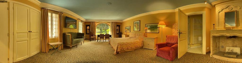 Le Manoir de Bellerive photo 3