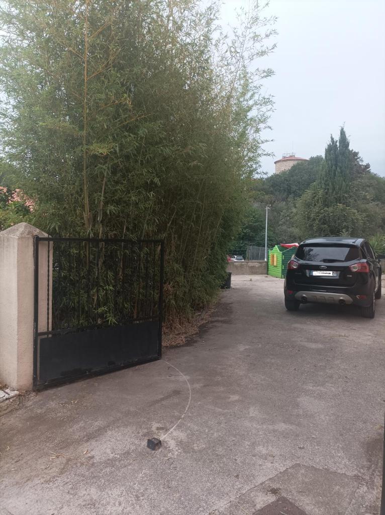 Maison de ville avec extérieur photo 1