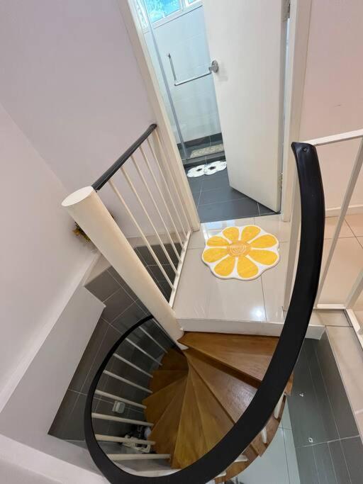The Van Gogh Loft 梵高小栈 at Selesa Hillhomes photo 4