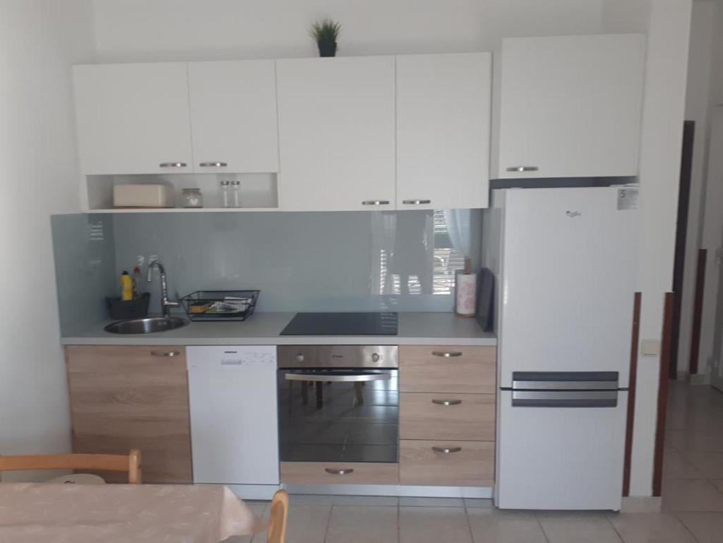 Pinezići apartman Niccole photo 4