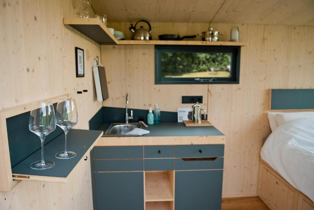 Sleep Space 01 - Green Tiny Spot Geltinger Bucht photo 2
