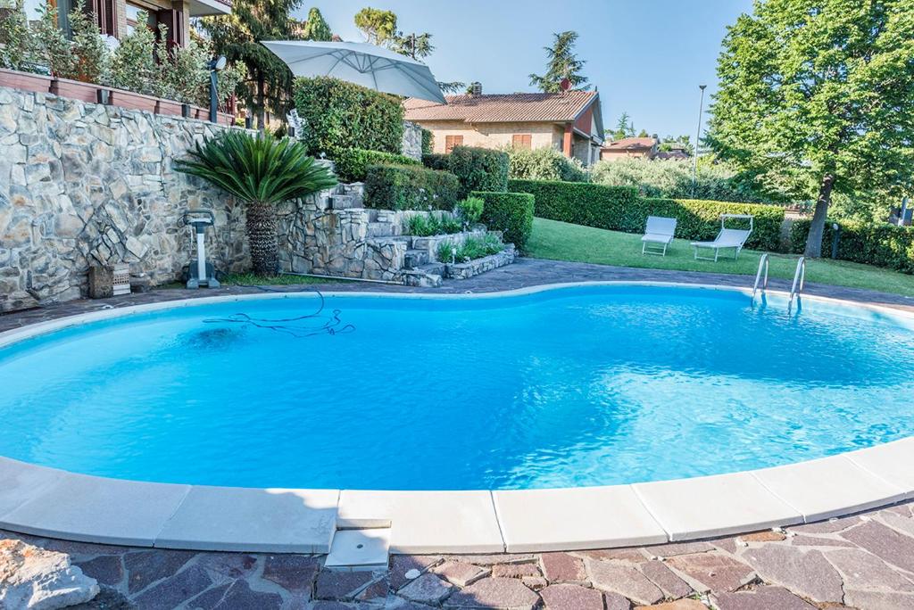 MIA HOUSE GARDEN - Macerata, porzione di villa con piscina photo 1