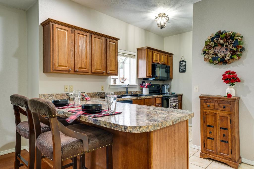 Branson West Vacation Rental with Resort Amenities! photo 1