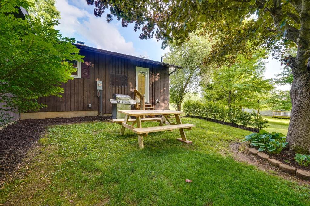 Howard Vacation Rental with Grill, Fire Pit and Yard! photo 1
