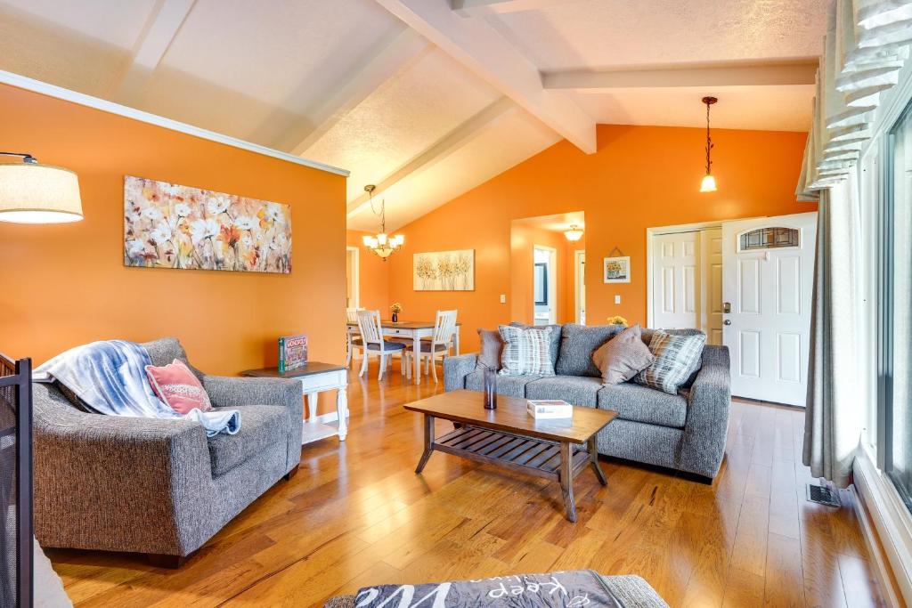 Howard Vacation Rental with Grill, Fire Pit and Yard! photo 4