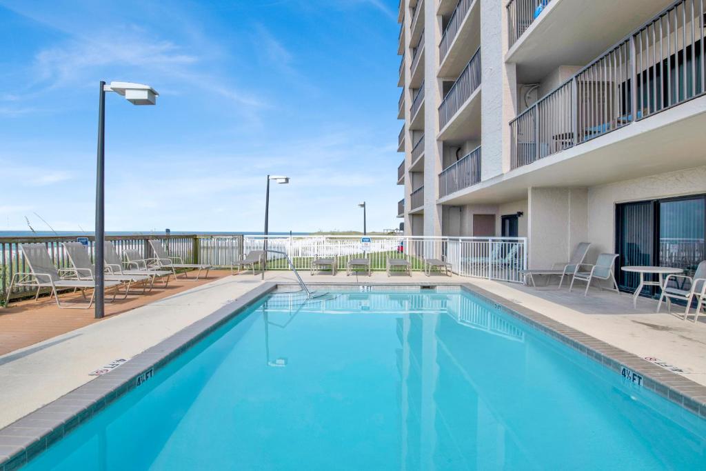 Ocean Breeze East 404 By Pkrm photo 1