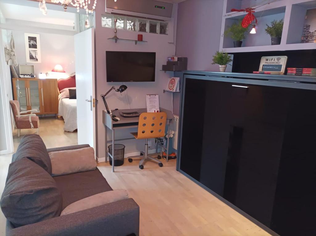 Apartamento San Quirce - céntrico y reformado- wifi y netflix photo 2