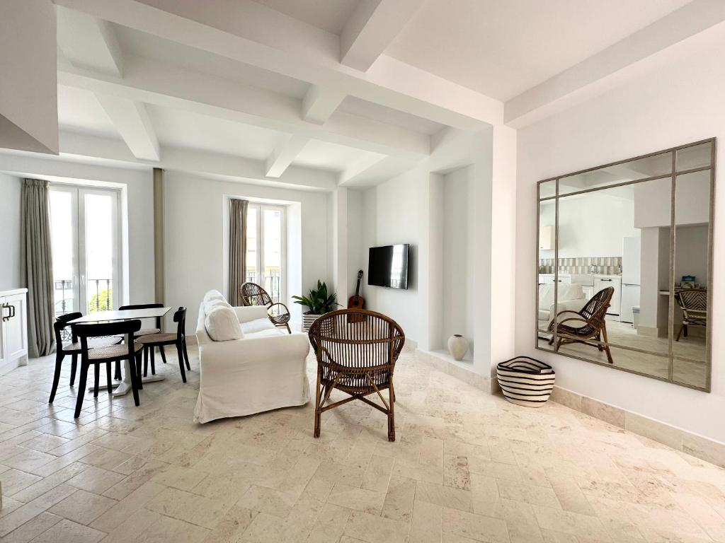 Apartamento dúplex con piscina privada en terraza photo 3