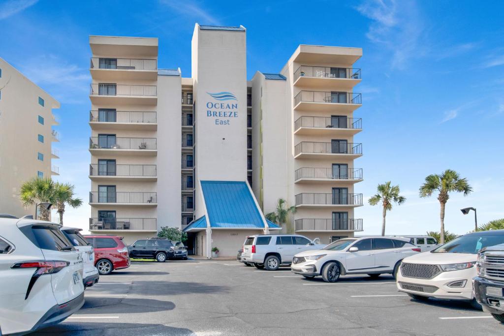 Ocean Breeze East 404 By Pkrm photo 2