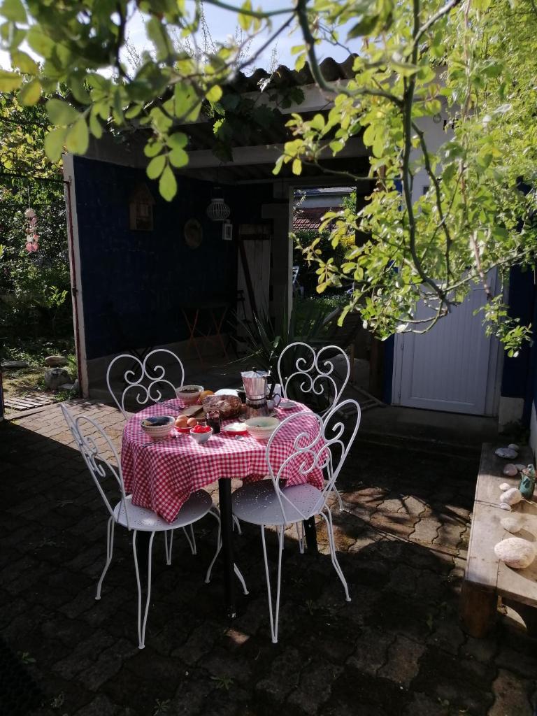 Le jardin Renard-Clos sur Loir cottage in the Loir & Loire valleys photo 3