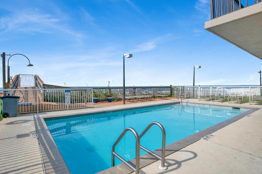 Ocean Breeze East 404 By Pkrm photo 4