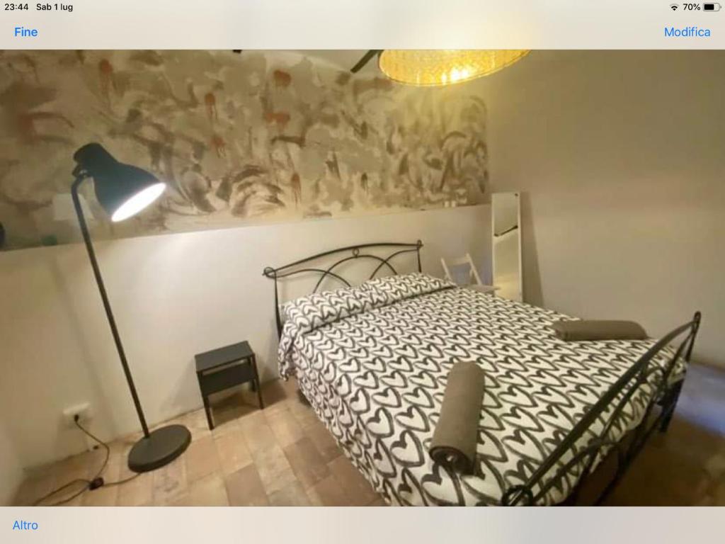 Urban city room photo 4