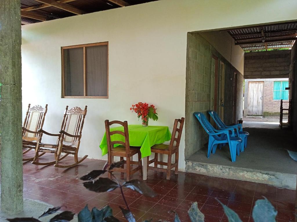 Hostal La Cascada photo 2