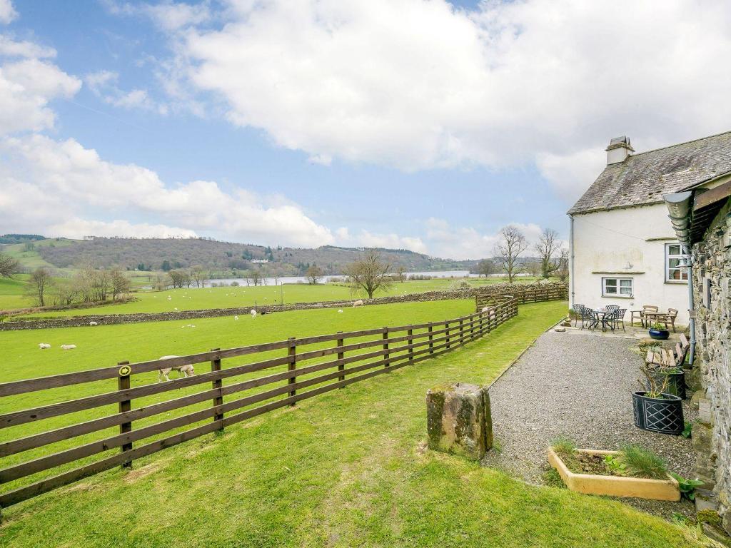 Shepherds Cottage photo 1