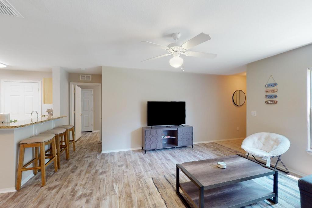 Nautilus Cove 404 photo 3