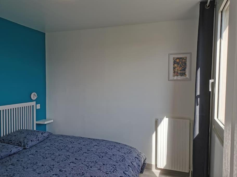 Appart tout confort très proche RER A photo 2