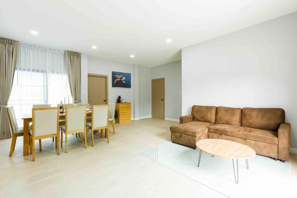 Private Pool villa & warm water. photo 4