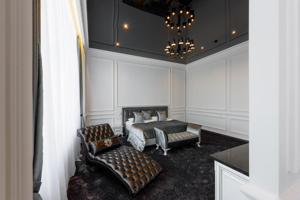 Grand Royal photo 1