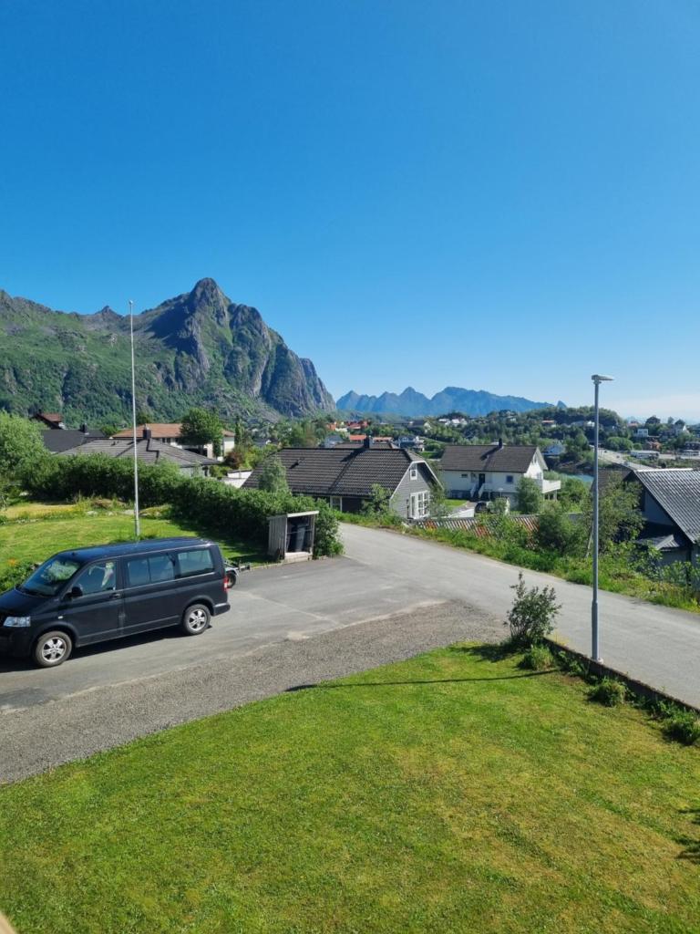 Sentral og hyggelig bolig photo 2