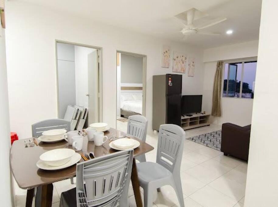 Lovely 3-bedroom Apartment photo 2