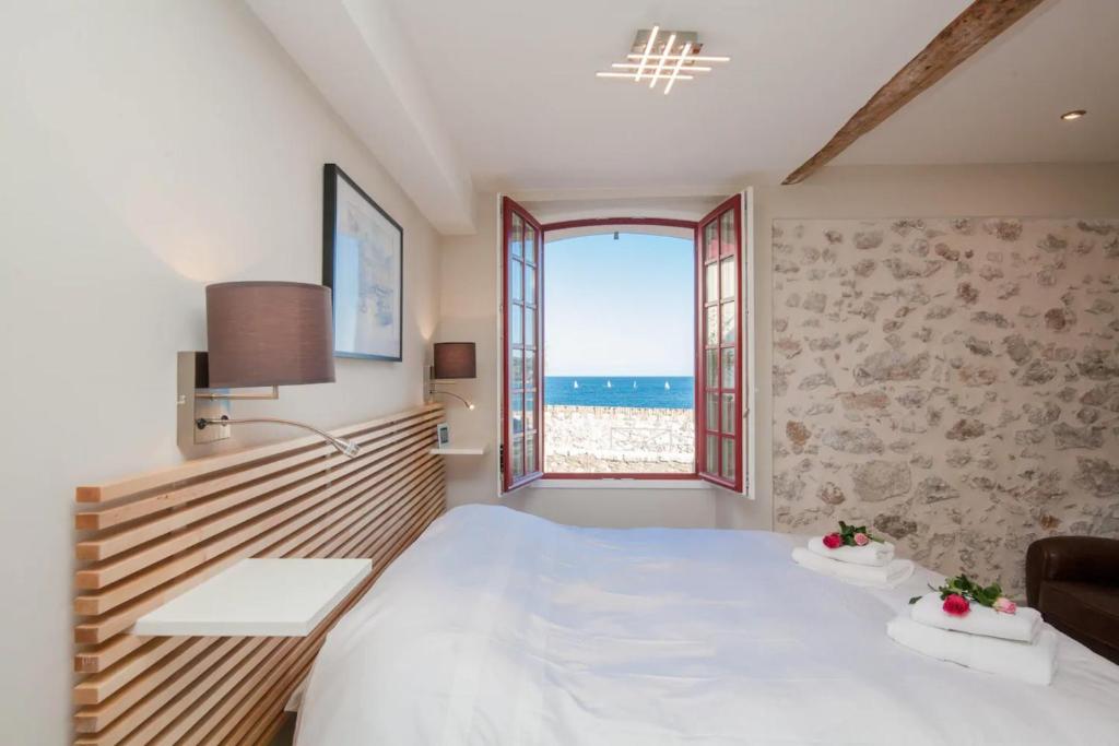 MAISON MARINA - Absoluty Antibes - New-Luxury old Antibes - 1st Row Sea View Terrace photo 2