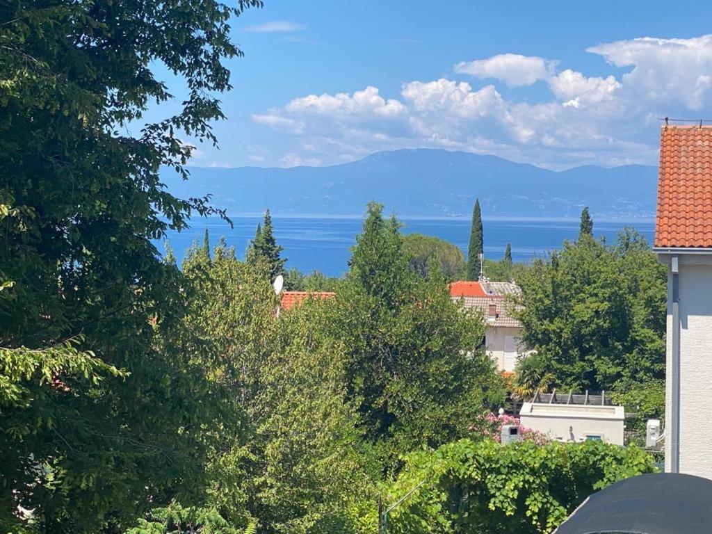 Apartmani Dvojak Njivice photo 2
