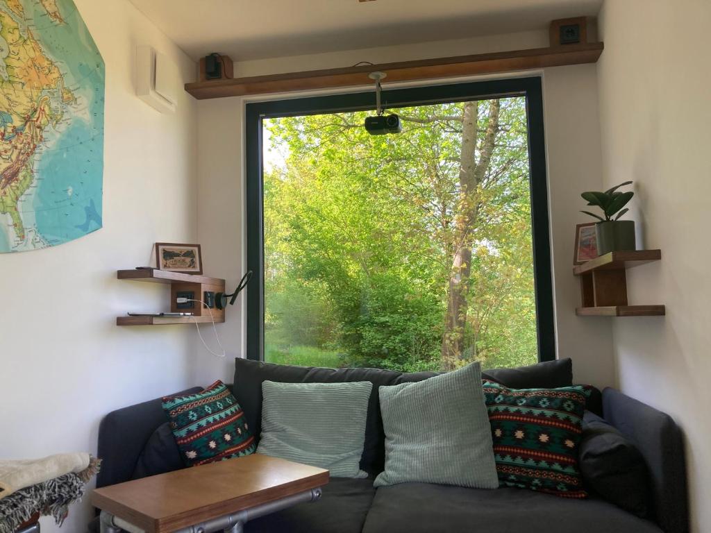Tiny House im Seecontainer mit Parkplatz, Glasfaser, Netflix, Veranda und gehobener Ausstattung photo 3