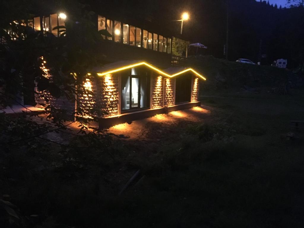Yolundibi Suit & Restaurant photo 3