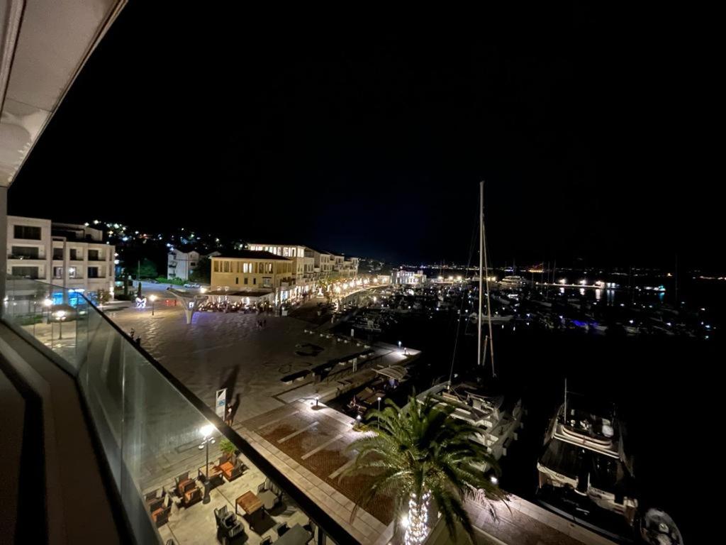 Portonovi - Marina Residences Sea View Apartment photo 2