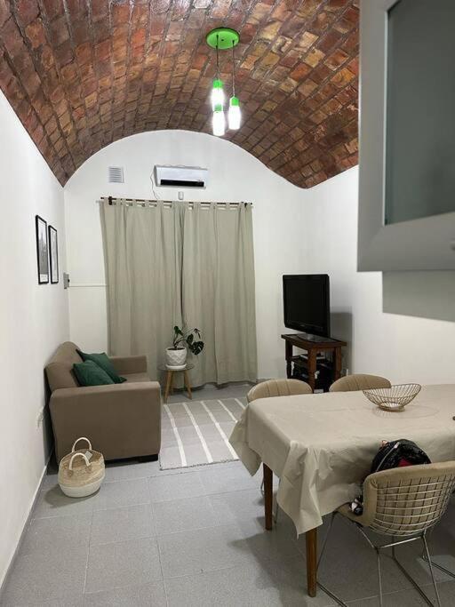 Hermosa casa cerca de la montaña